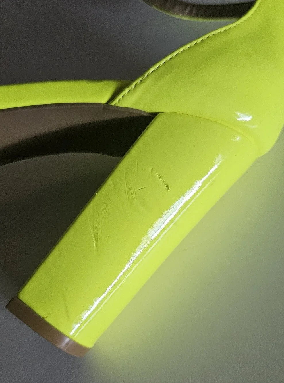 Wild Diva neon yellow